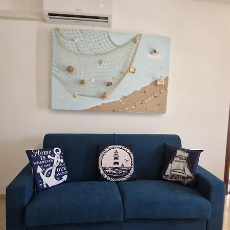 Faro All'orizzonte Apartment *